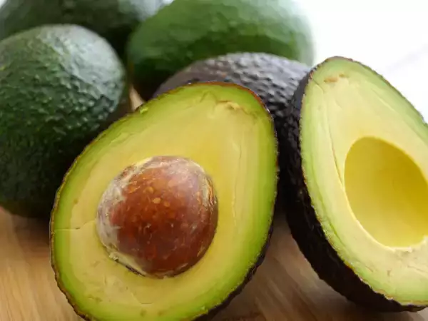 Kann man Avocados wirklich jeden Tag essen? Was die Experten sagen (und was Sie vermeiden sollten)