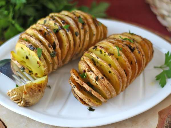 Perfekte Hasselback-Kartoffeln? Das sind die häufigsten Fehler bei der Zubereitung dieser schwedischen Beilage