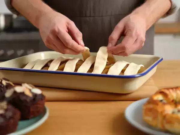 Tagesmenü, 10. Mai: köstliche Oster-Schoko-Muffins, Empanadas und Birnen-Mandelstrudel
