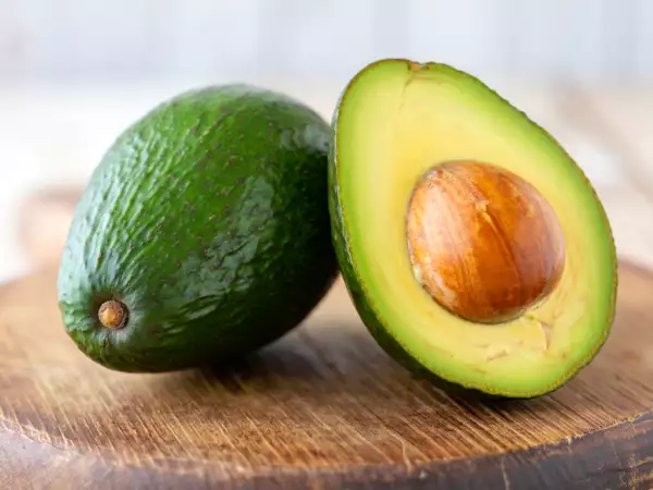 Sparen Sie bei Ihrem Einkaufskorb: Dieses billigere Lebensmittel ersetzt die Avocado, ohne dass die Nährstoffe geopfert werden.