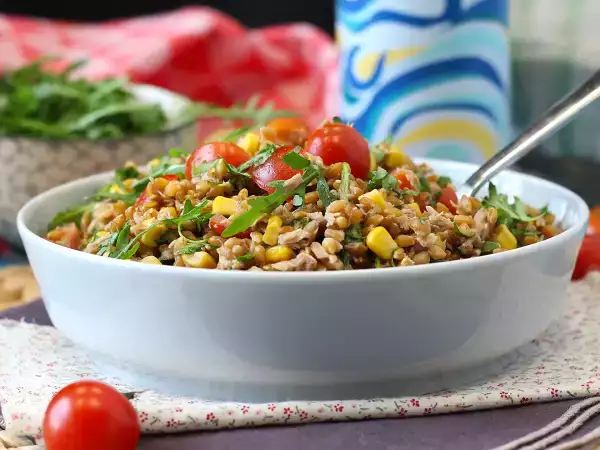 Diese 13 Salate sind nicht mehr langweilig, sondern werden an heißen Tagen zum Hauptgericht