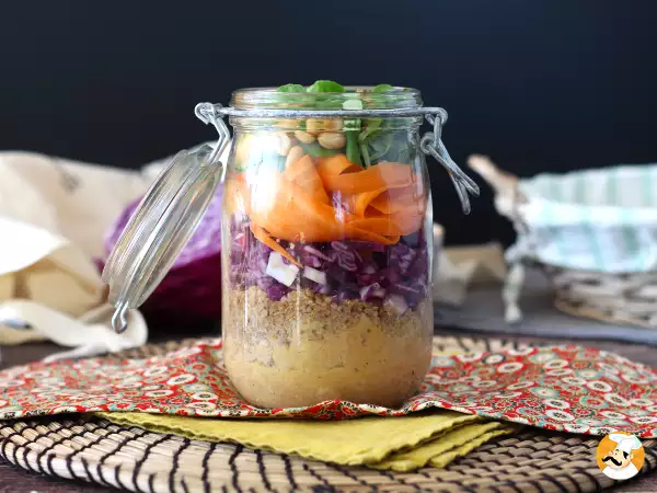 Diese ganz einfachen Fehler können einen Salat im Glas schon vor dem Mittagessen ruinieren...