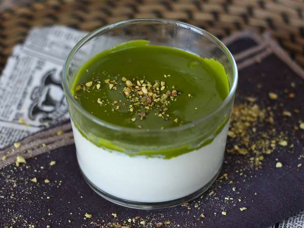 Panna Cotta: das kalte italienische Dessert, das wie aus dem Restaurant aussieht und mit minimalem Aufwand zubereitet wird