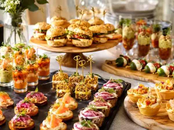 Hausgemachtes Buffet zum Abendessen: 28 Mini-Rezepte für einen Aperitif wie vom Caterer
