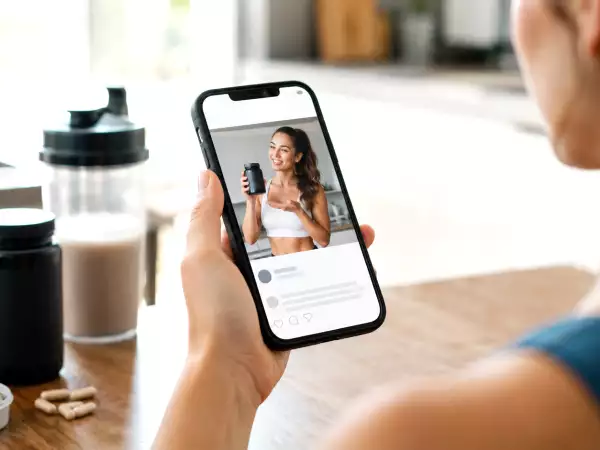 Nahrungsergänzungsmittel in den sozialen Medien: Fast jede dritte Werbung ist problematisch – darauf sollten Sie achten, bevor Sie ihr vertrauen