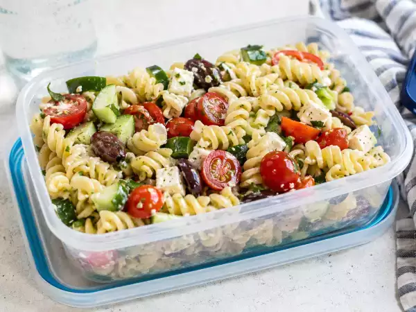 Kalte Nudeln in der Lunchbox: Der Trick, damit sie nicht zu einem Klumpen zusammenkleben