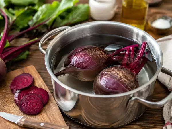 Wie kocht man Rote Bete? Die Garzeiten für 5 verschiedene Methoden