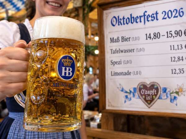 Fast 16 Euro für die Maß: So teuer wird die Wiesn 2026