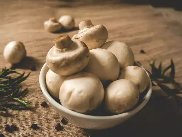 Champignons schälen? Warum Sie sich diesen Schritt sparen können