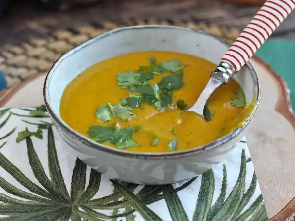 Kürbissuppe zu wässrig? Erst rösten, dann pürieren!