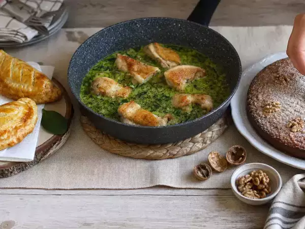 Tagesmenü vom 27. Oktober: Knusprige Spinat-Pilz-Taschen, cremiges Hähnchen und saftiger Walnusskuchen