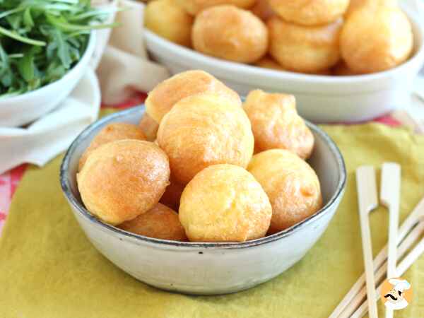 8 unwiderstehliche Appetithäppchen für Käseliebhaber, die über die typische Käseplatte hinausgehen - perfekt für Weihnachten!