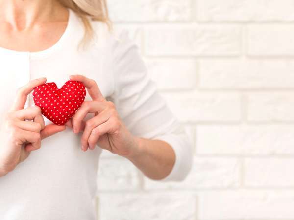 Essen Sie diese 5 Lebensmittel, um Ihrem Herzen etwas Gutes zu tun!