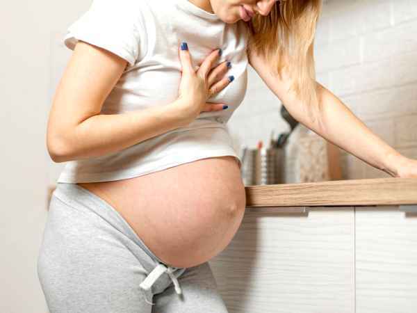 Übelkeit in der Schwangerschaft: Welche Lebensmittel helfen und welche verschlimmern die Beschwerden?