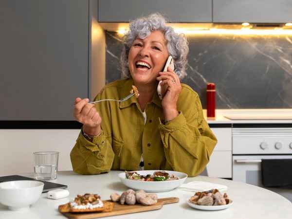 9 Lebensmittel, die helfen, die Hormone in den Wechseljahren zu regulieren und Ihr Wohlbefinden zu verbessern!