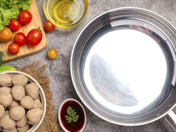 Auf Wiedersehen Teflon, hallo Edelstahl: Der endgültige Leitfaden für den Umgang mit giftfreien Bratpfannen