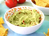 Artikel: Wie man Guacamole am besten aufbewahrt, damit sie am nächsten Tag nicht braun wird.