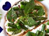 Artikel: Die Frühlingsbruschetta, die jeder will: frisch, cremig und in wenigen Minuten zubereitet