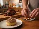 Artikel: Tagesmenü, 3. Mai: Feigen in Wodka, Lammkeule und saftige Cupcakes