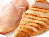 Artikel: Frieren Sie Hähnchen vor oder nach dem Braten ein? Diese häufige Angewohnheit könnte alles ruinieren