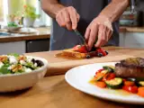 Artikel: Tagesmenü, 16. Mai: frischer Salat, buntes Pfannengemüse und köstlicher French Toast