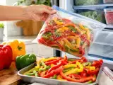 Artikel: So friert man Paprika im Sommer ein, um sie den ganzen Winter über zu verwenden: Der Schritt, der verhindert, dass sie verderben