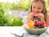 Artikel: Sommerfrüchte, die Kinder beruhigen: leichte, süße und erfrischende Optionen