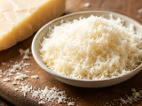 Artikel: So wählen Sie geriebenen Parmesan aus: Die 3 Angaben, auf die Sie auf der Verpackung achten sollten