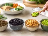 Artikel: Wie viel Eiweiß und Ballaststoffe liefern Linsen, Bohnen, Kichererbsen und Edamame tatsächlich pro Portion?