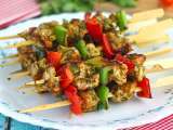 Artikel: Grillgerichte und Salate: So stellt man ein leichtes Gericht zusammen, ohne hungrig zu bleiben