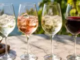 Artikel: Ist es ein Sakrileg, Eis in den Wein zu geben? Was passiert eigentlich im Glas?