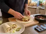 Artikel: Willst du dir gerade etwas zum Mitnehmen bestellen? Dann koche doch stattdessen eines dieser 5 günstigen Abendessen.
