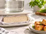 Artikel: Tofu ohne Presse auspressen: Einfache Methoden für zu Hause, damit er knusprig und voller Geschmack wird