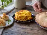 Artikel: Tagesmenü, 21. Oktober 2026: Knusprige Brie-Birnen-Täschchen, Kürbislasagne und englischer Apple Pie