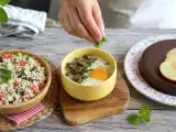 Artikel: Tagesmenü, 25. Oktober 2026: Blumenkohl-Taboulé, cremige Pilzeier und Apfel-Schokoladen-Fudge