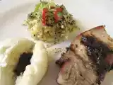 Rezept Germknödel - ja bitte! mandu, chinesischer schweinsbraten und sesam-coleslaw