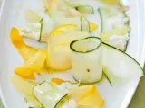 Rezept Zucchini-zitronen-salat mit mozzarella, mandeln und kardamom