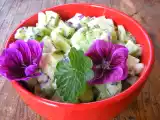 Rezept Gurkensalat mit gundermann und malve