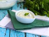 Rezept Tzatziki, die griechische sauce mit gurken und joghurt