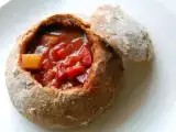 Rezept Gulaschsuppe in brotschale