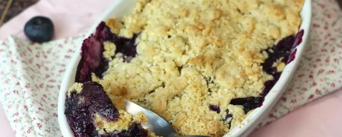 Heidelbeer-mandel-streusel: oben golden, innen saftig