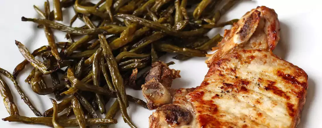 Wie wird ein schweinekotelett im airfryer gegart?