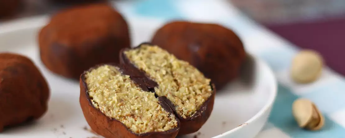 Dubai chewy cookies, das virale rezept für mochis mit pistazien- und kadaif-füllung