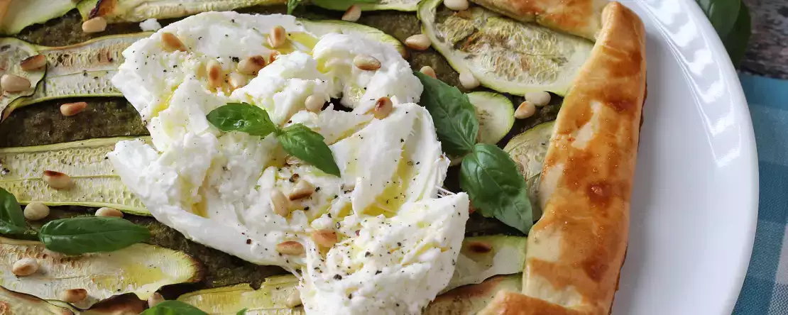 Pesto-zucchini-tarte: das einfache rezept, das nach sommer duftet!