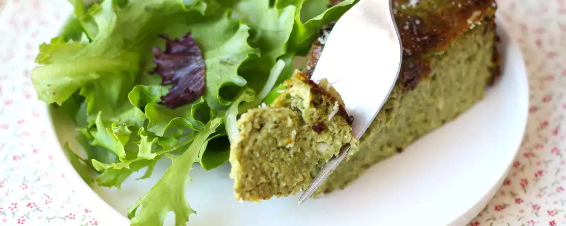 Teiglose quiche mit spinat und gouda