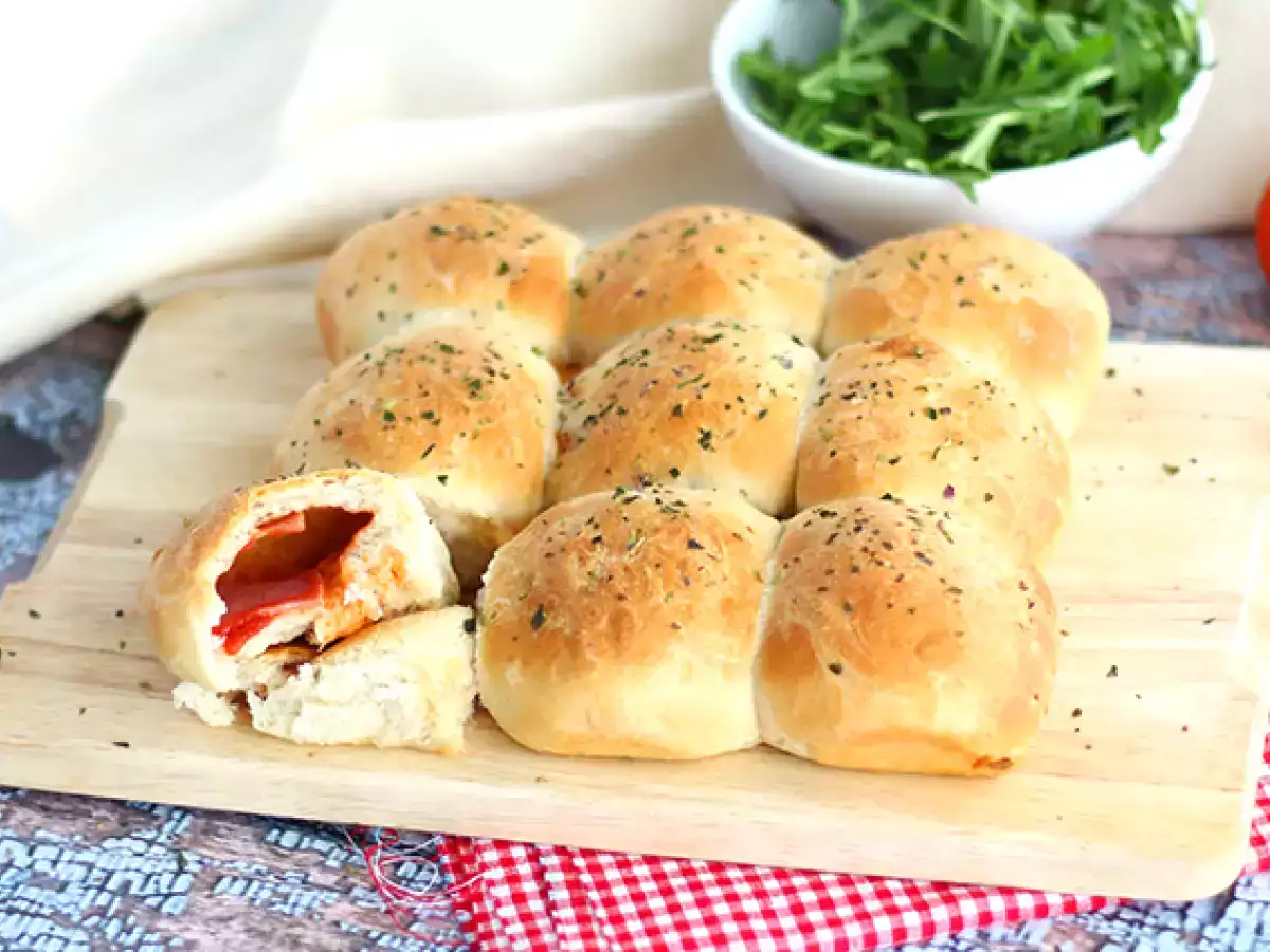Rezept Pizzabrötchen, brötchen gefüllt mit schinken und käse