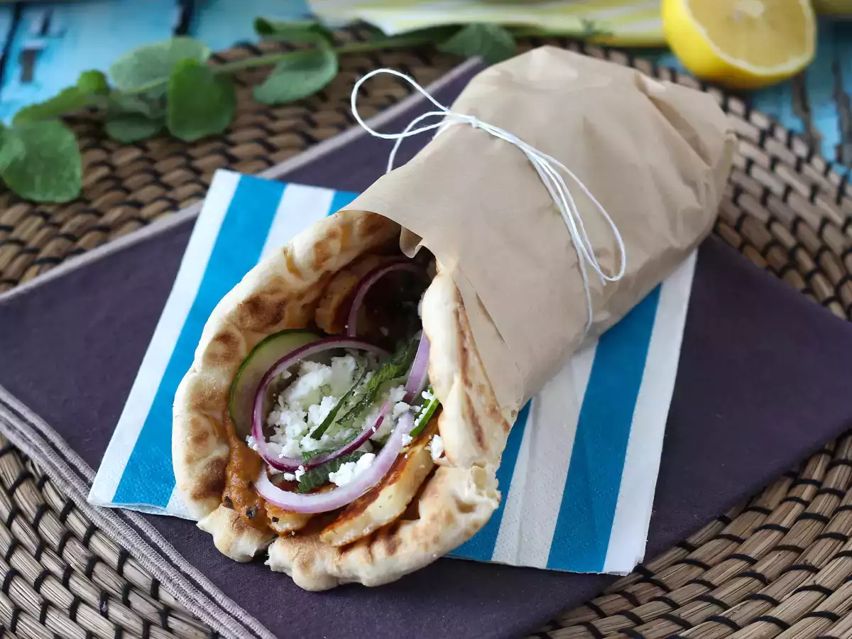 Rezept Gyros mit halloumi, das griechische sandwich in einer vegetarischen version!