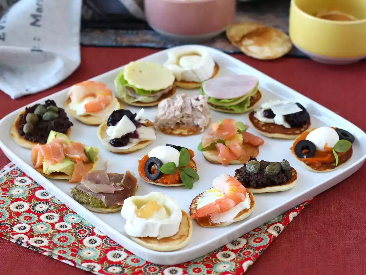 Rezept Gefüllte blini-platte, der abwechslungsreiche und perfekte aperitif für die feiertage