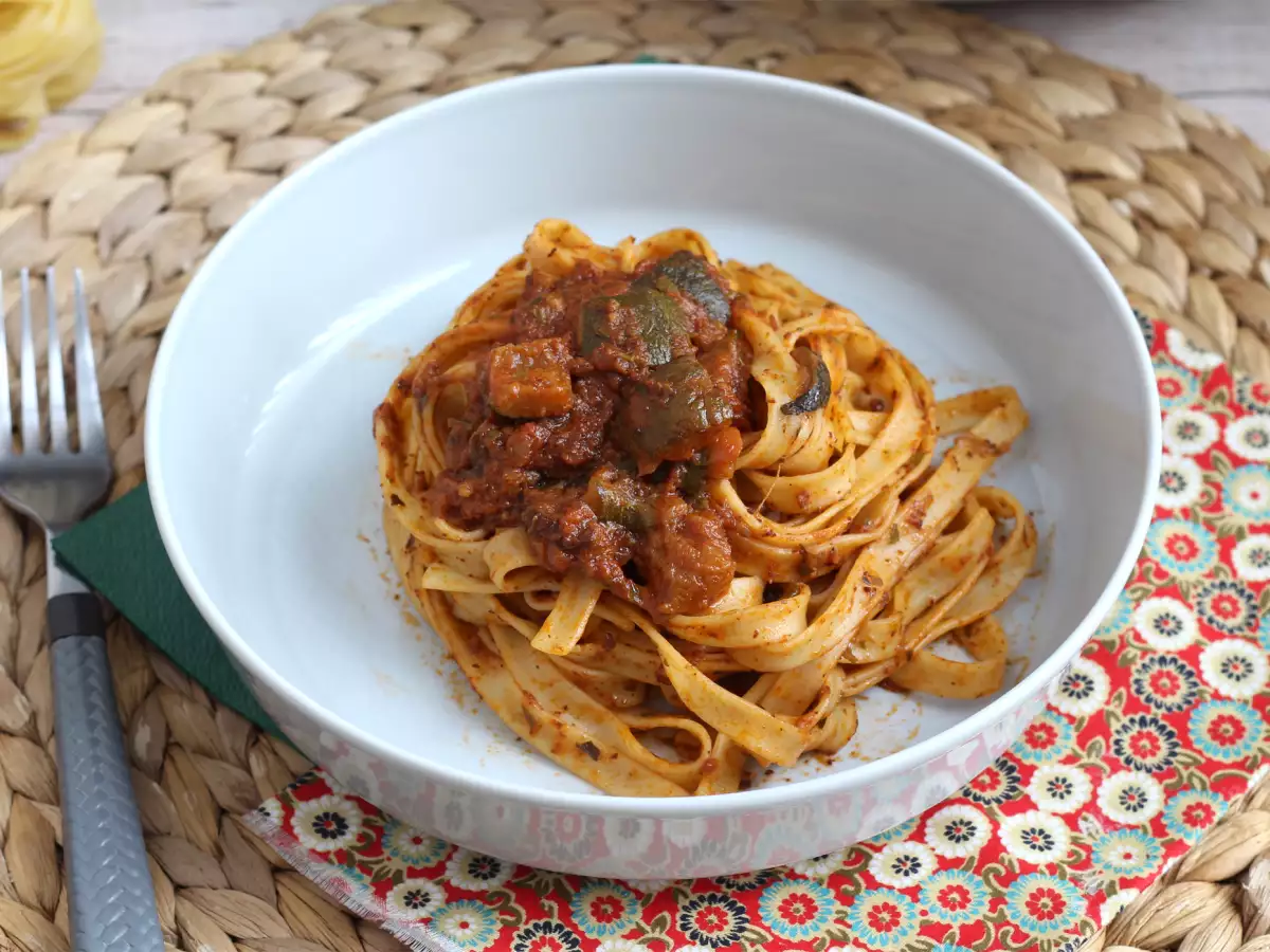 Rezept Tagliatelle mit zucchini-ragout, eine vegetarische vorspeise, die alle lieben!