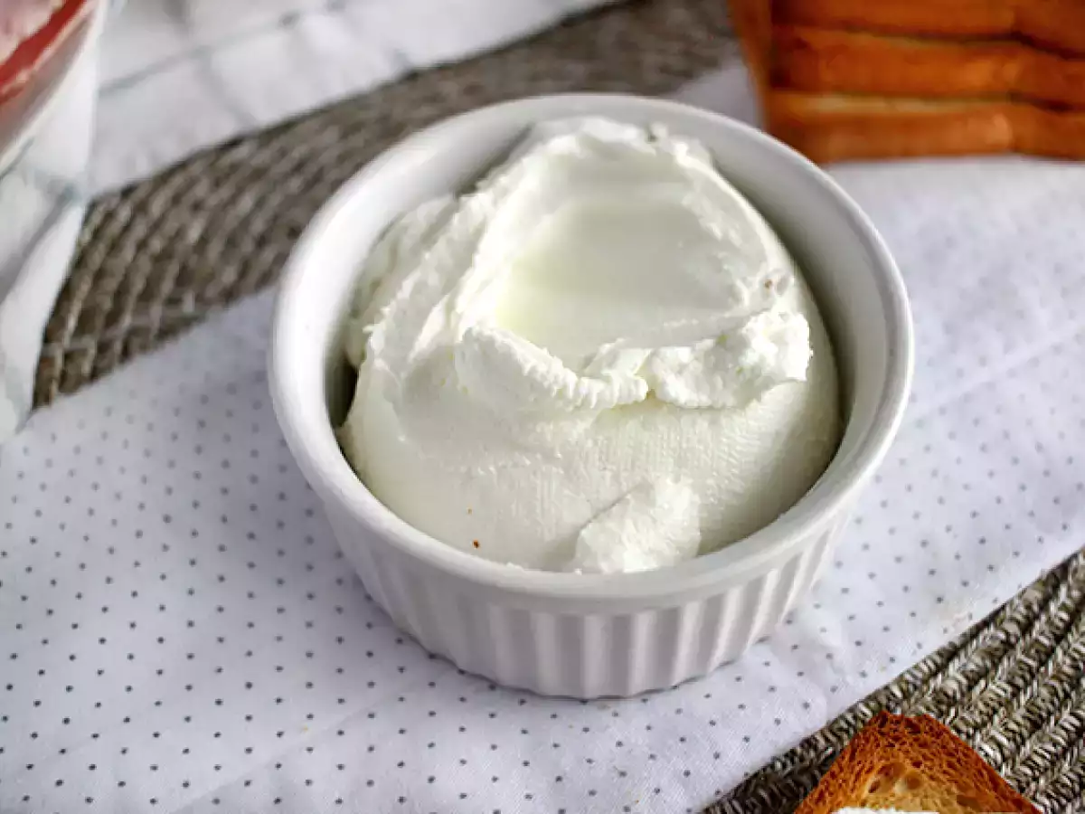 Rezept Selbstgemachter frischkäse (typ philadelphia) mit 2 zutaten